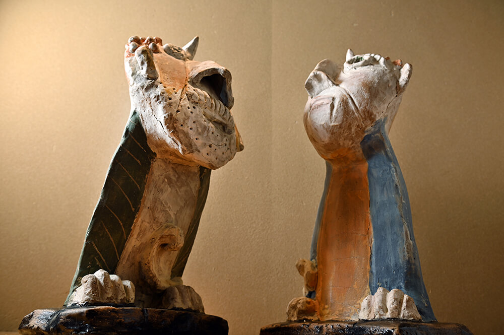 2023年3月18日から開催の「狛犬 —　髙山 光　陶彫展」の作品画像