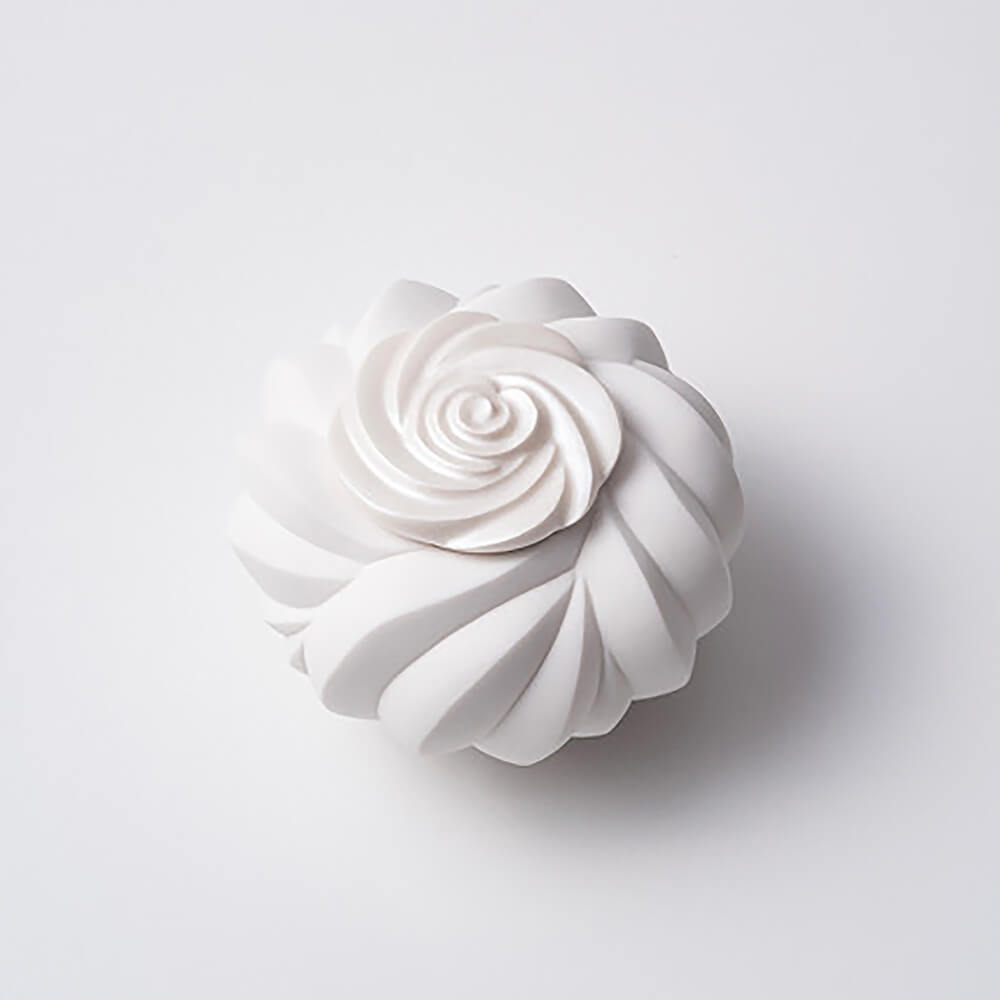 2025年10月25日から開催の「造形の装飾 — 高橋 奈己 陶展」の作品画像2