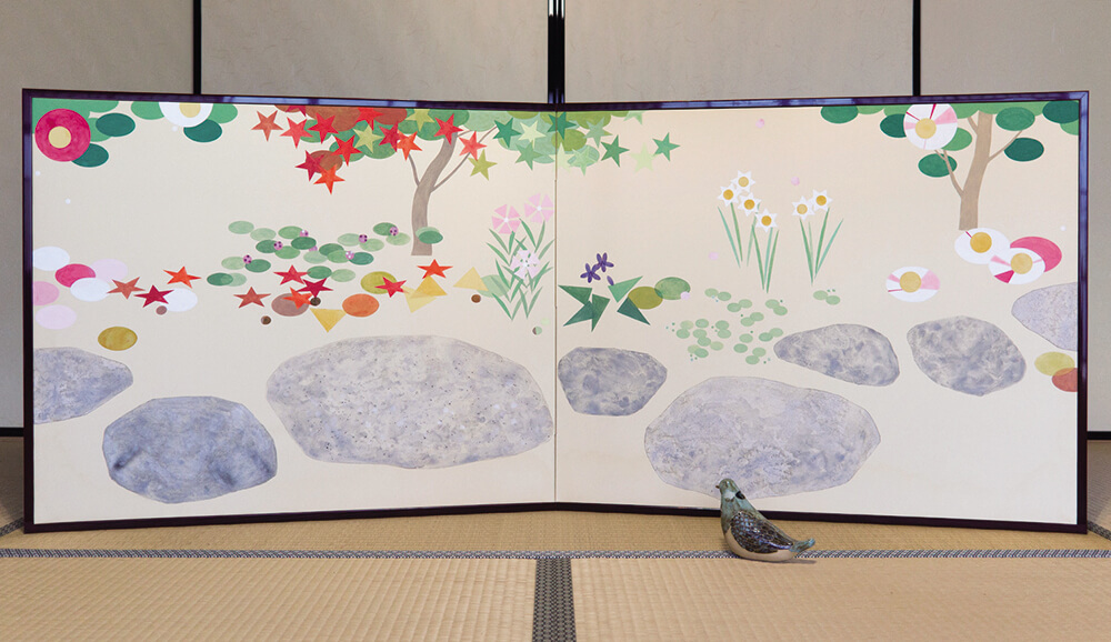 2026年1月17日から開催の「色とりどり — 手塚 華 日本画展」のDM画像